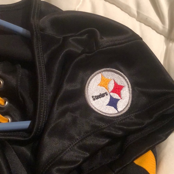 NFL - Picture 6 of 6